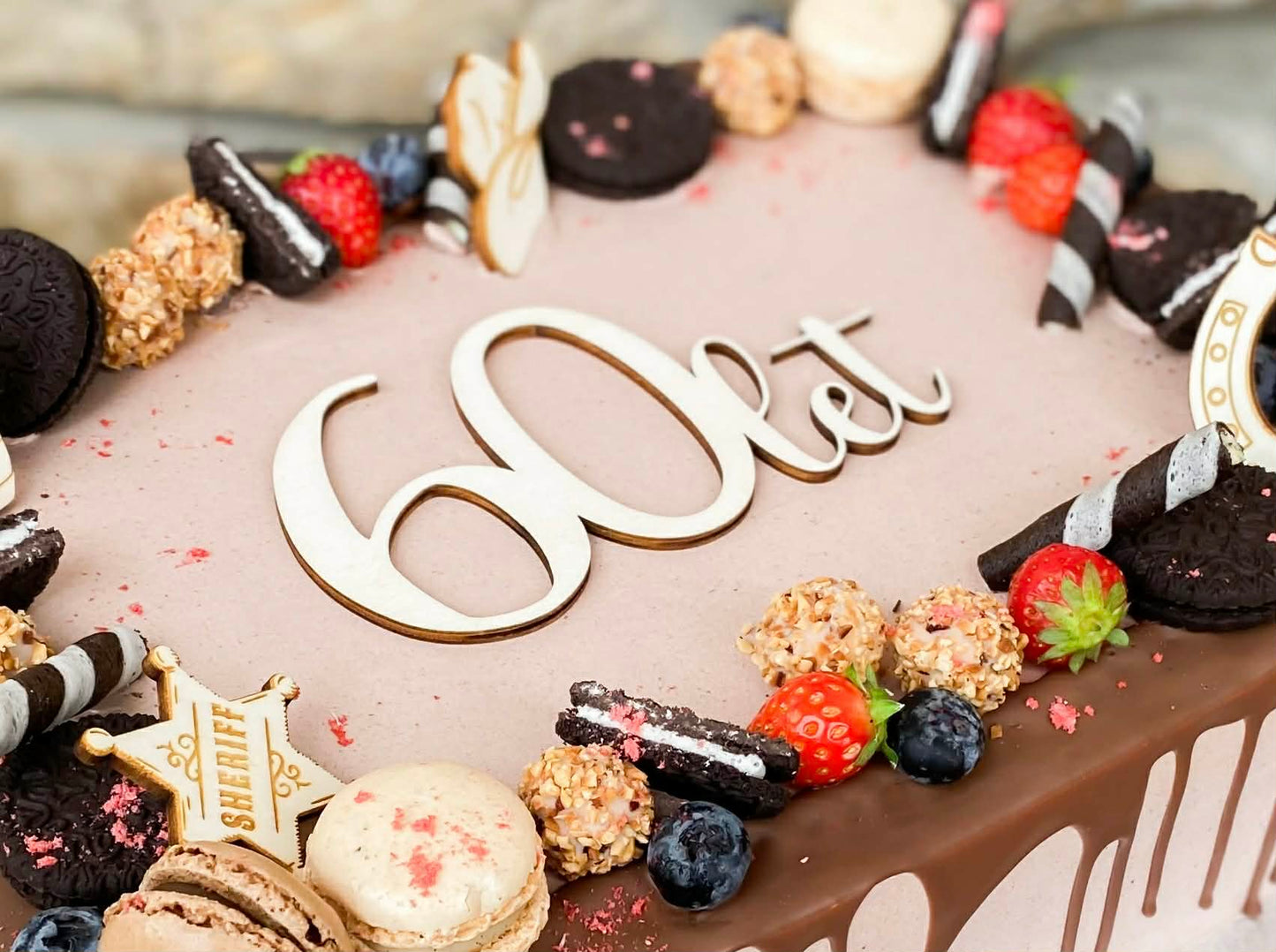Cake topper number_wood